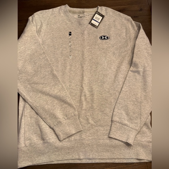 NWT Under Armour Sweatshirt - Picture 1 of 4